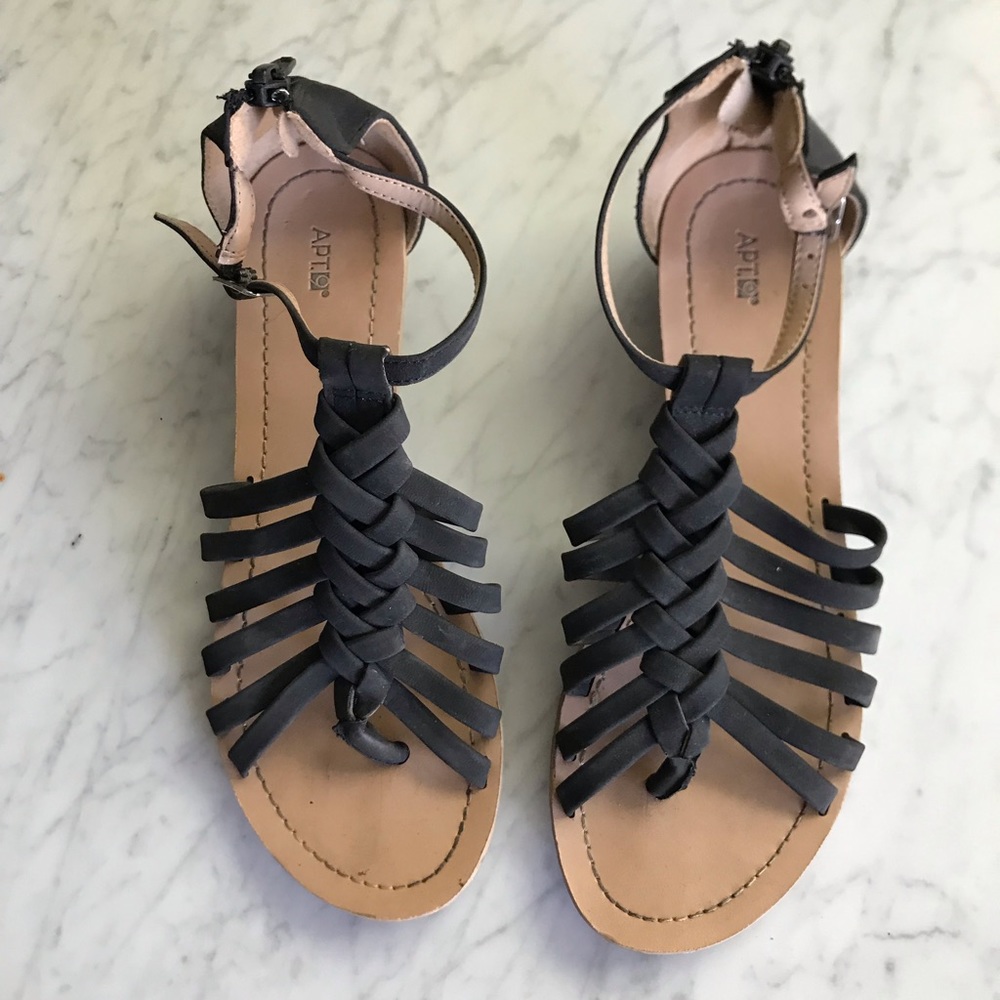 APT. 9 Sandals